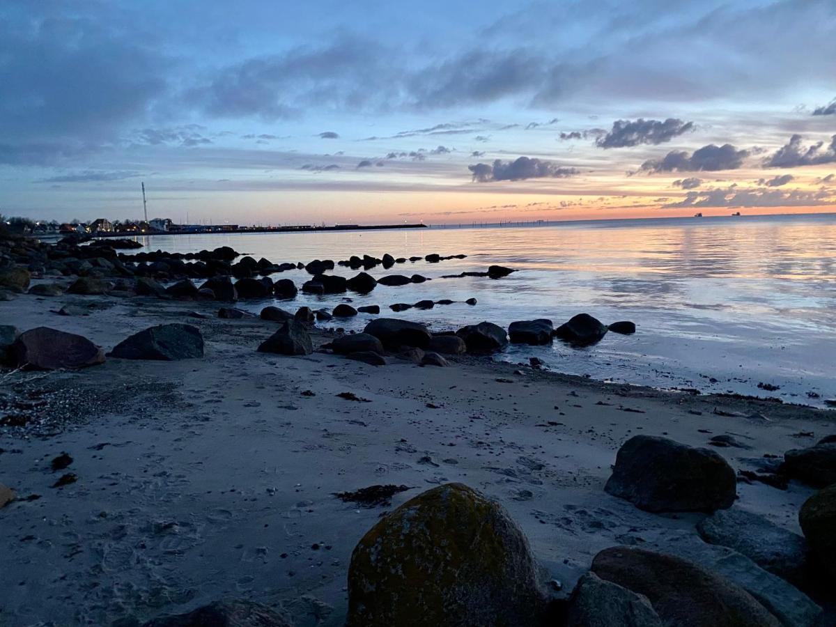 Feriehus Med Havudsigt Spodsbjerg المظهر الخارجي الصورة