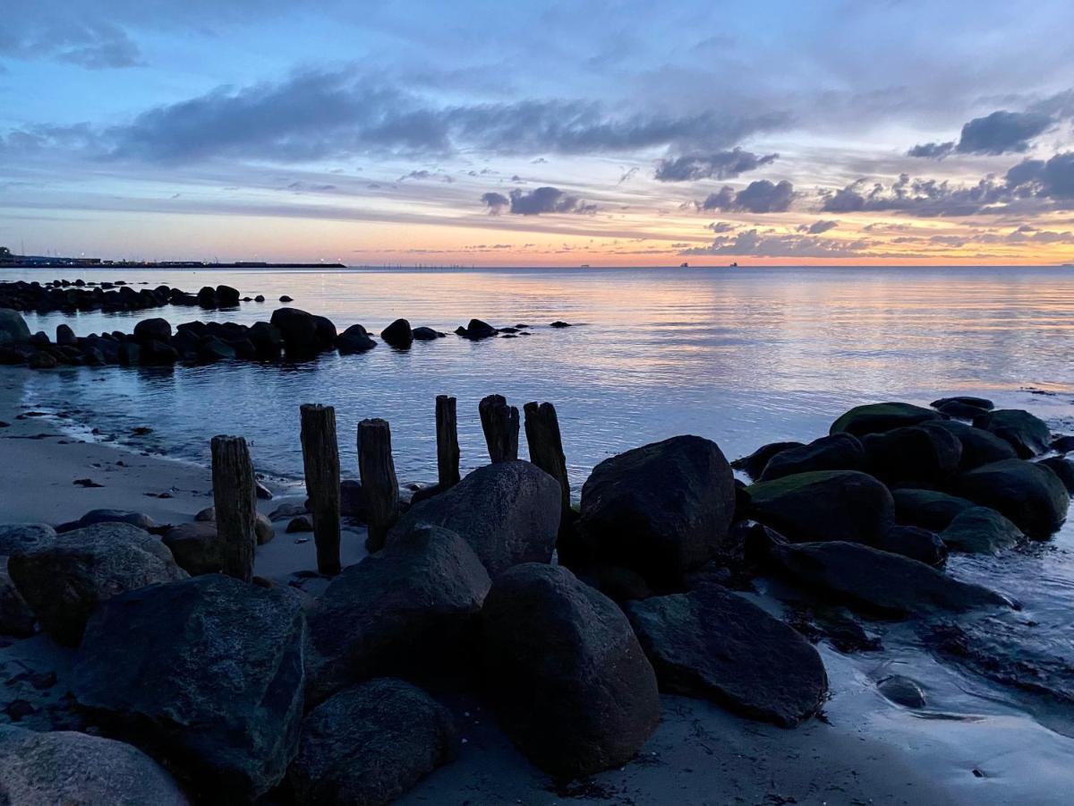 Feriehus Med Havudsigt Spodsbjerg المظهر الخارجي الصورة