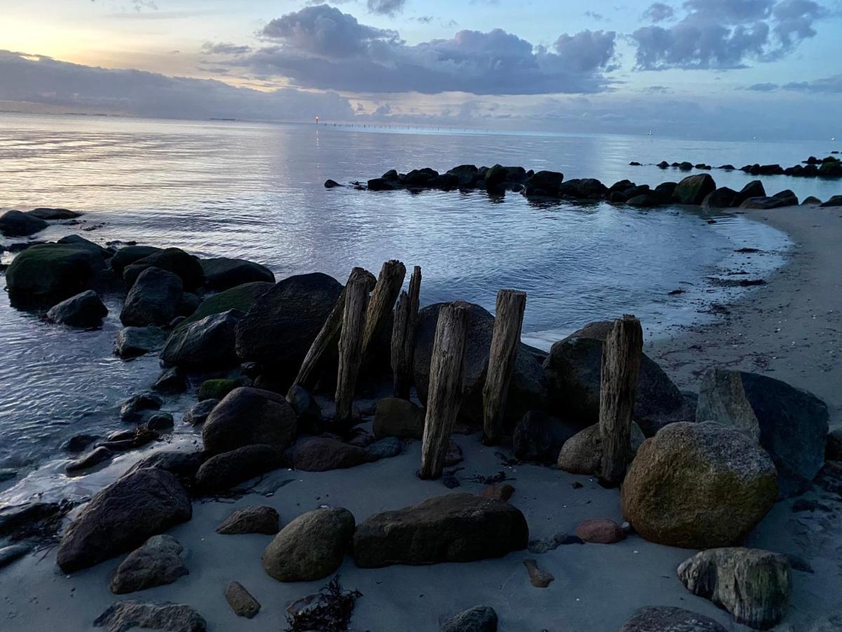 Feriehus Med Havudsigt Spodsbjerg المظهر الخارجي الصورة