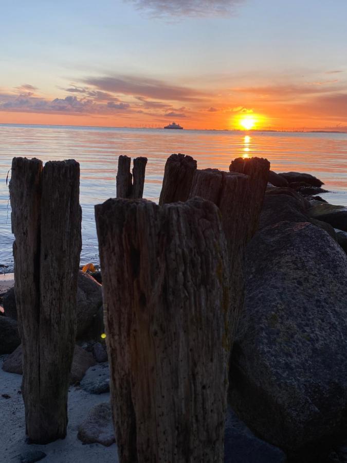 Feriehus Med Havudsigt Spodsbjerg المظهر الخارجي الصورة