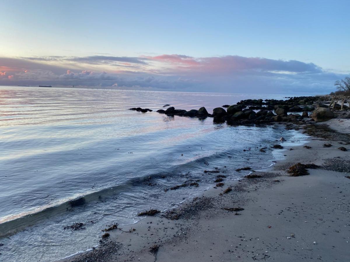Feriehus Med Havudsigt Spodsbjerg المظهر الخارجي الصورة